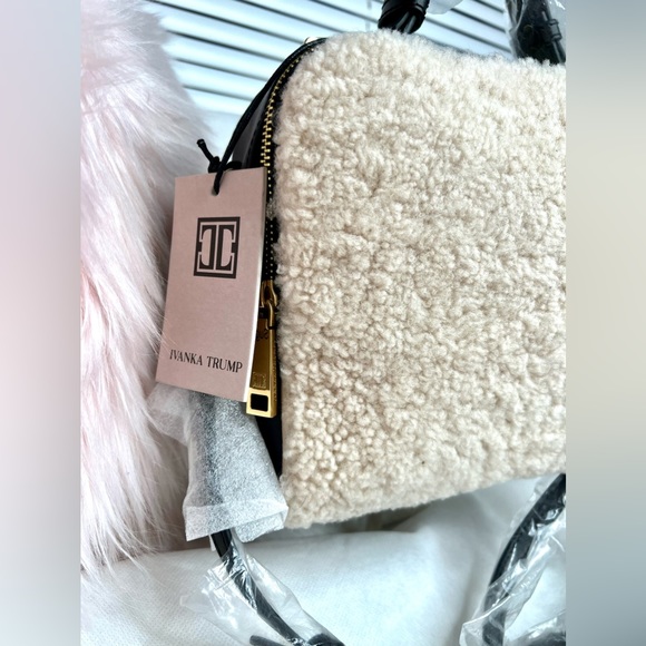 Ivanka Trump Handbag - Picture 4 of 9